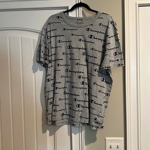 Champion t shirt XL